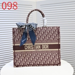 偽物ディオールバッグ